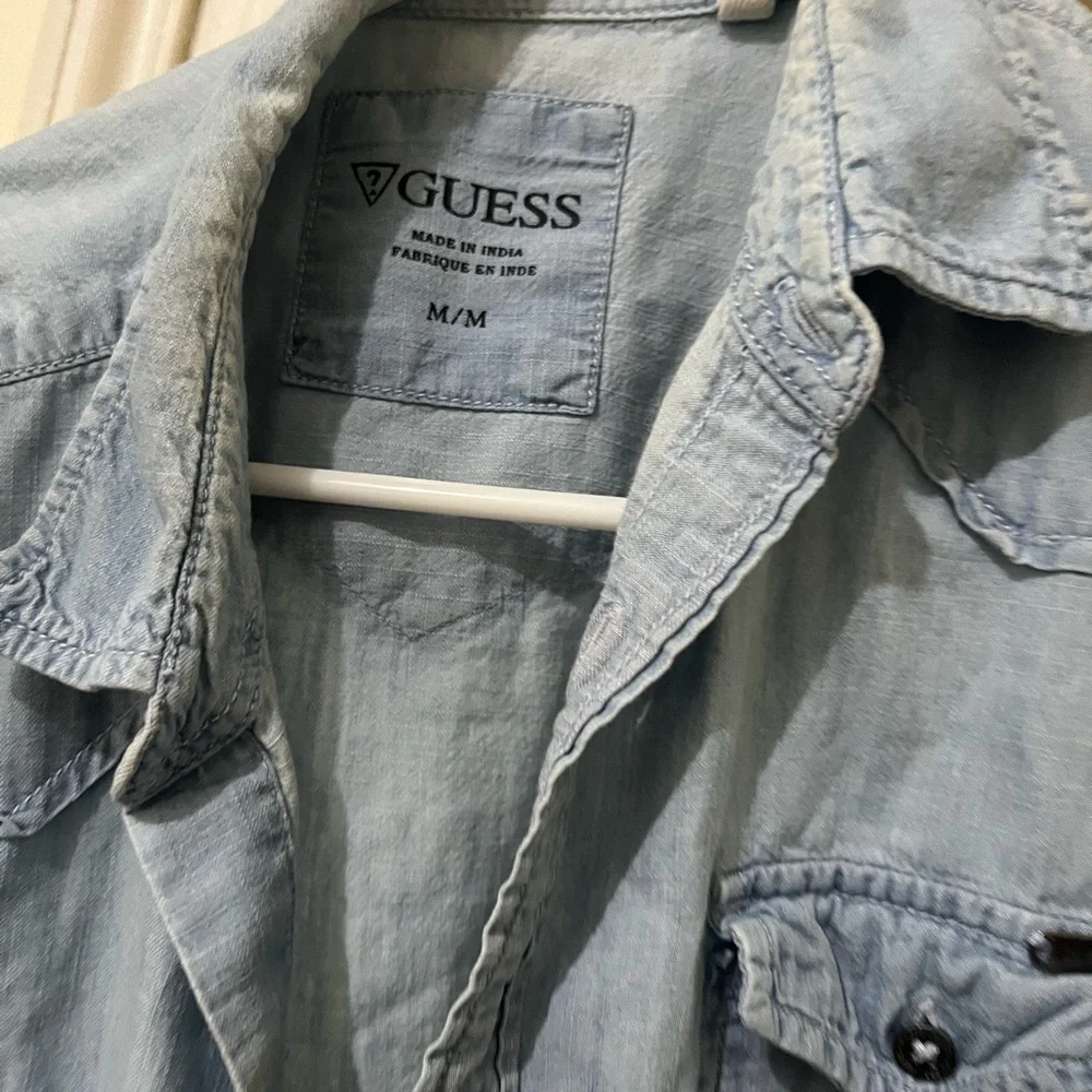 Guess - Picture 2 of 2